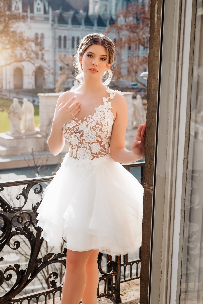 menyecske-ruha-32478-Viktoria_resize
